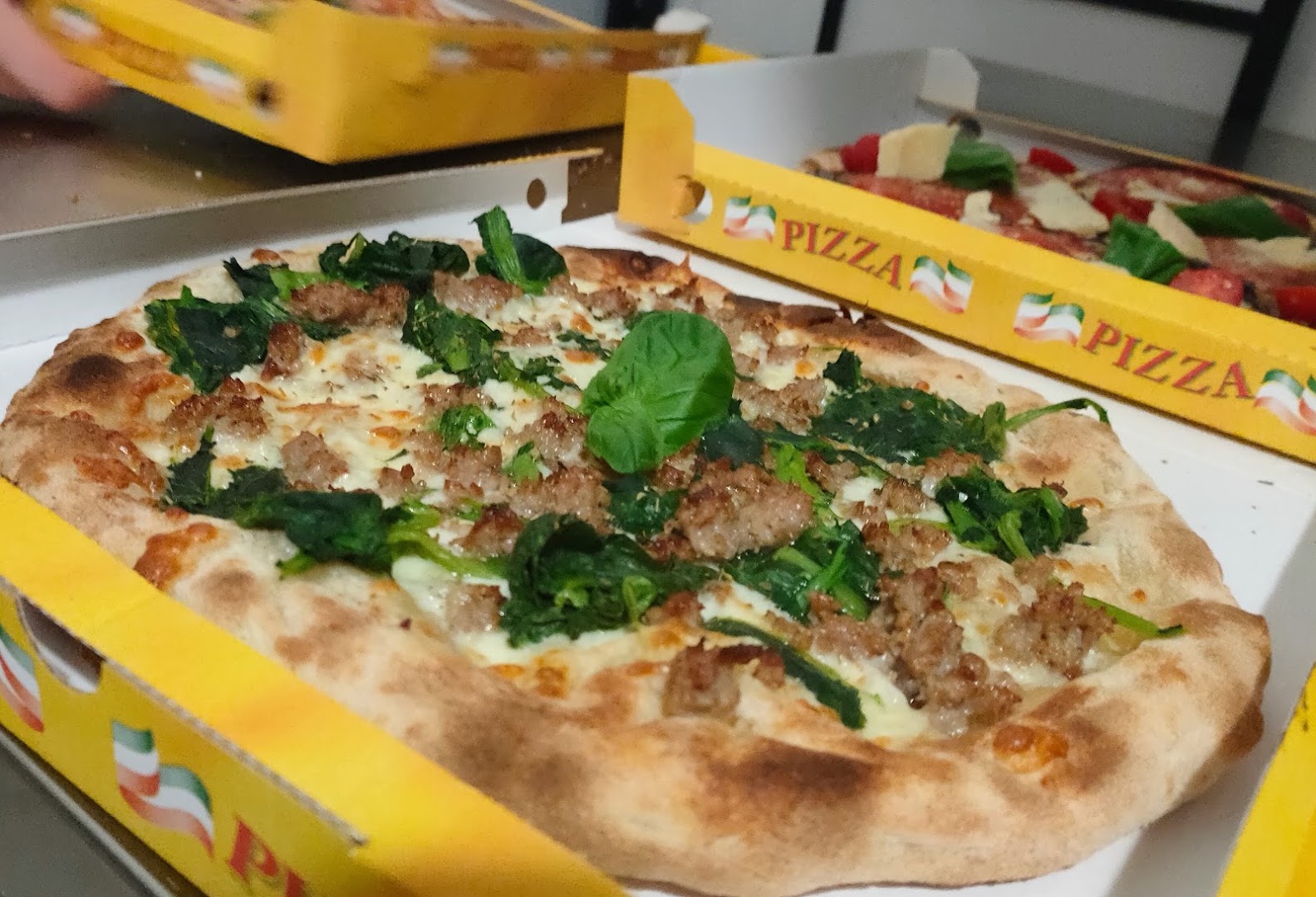 Pizzeria +380 · Foto 1
